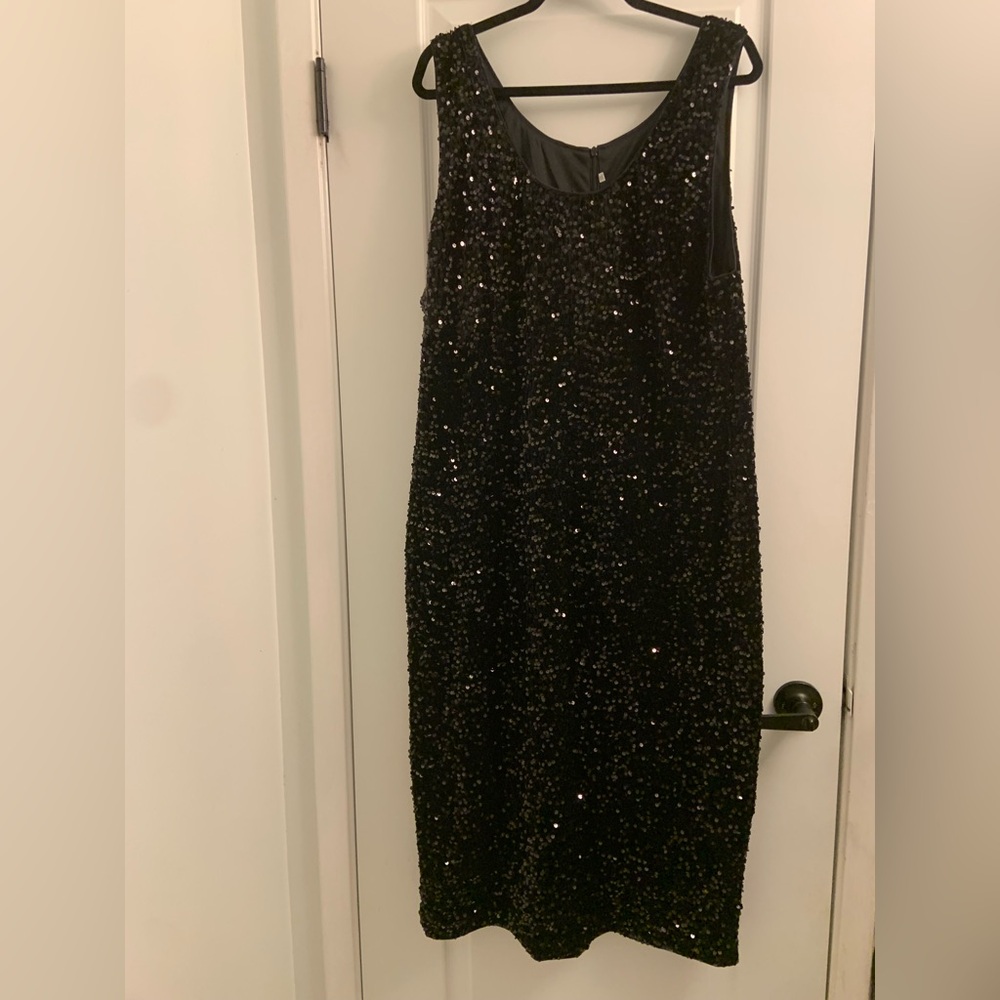 Black Sequin Sleeveless Dress